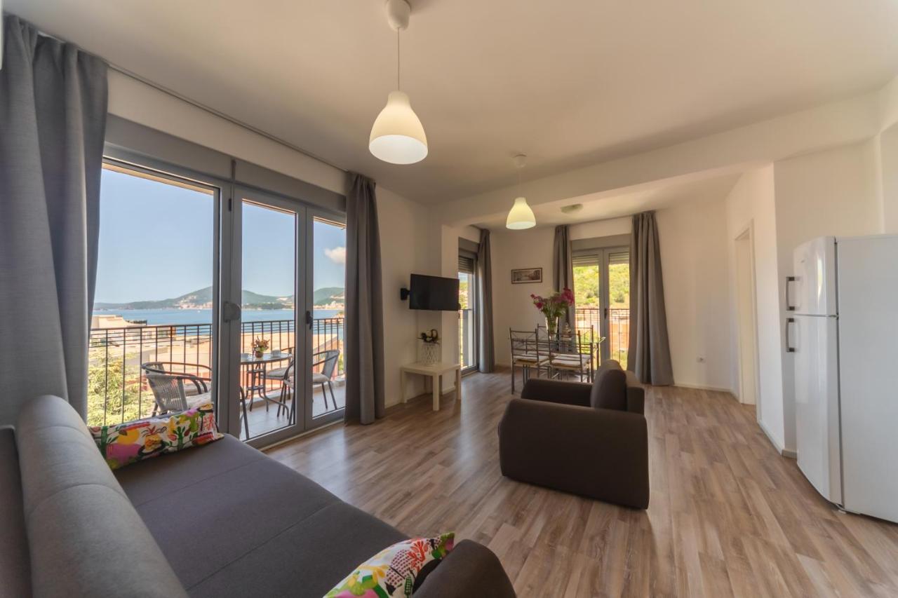 Apartments My Przno Светі-Стефан Екстер'єр фото