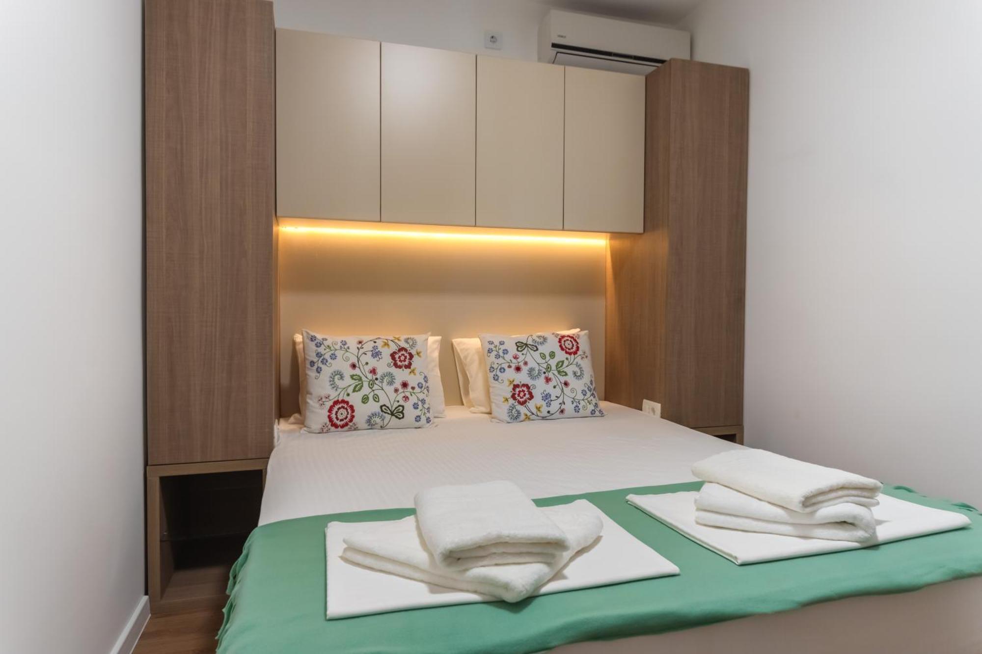 Apartments My Przno Светі-Стефан Номер фото
