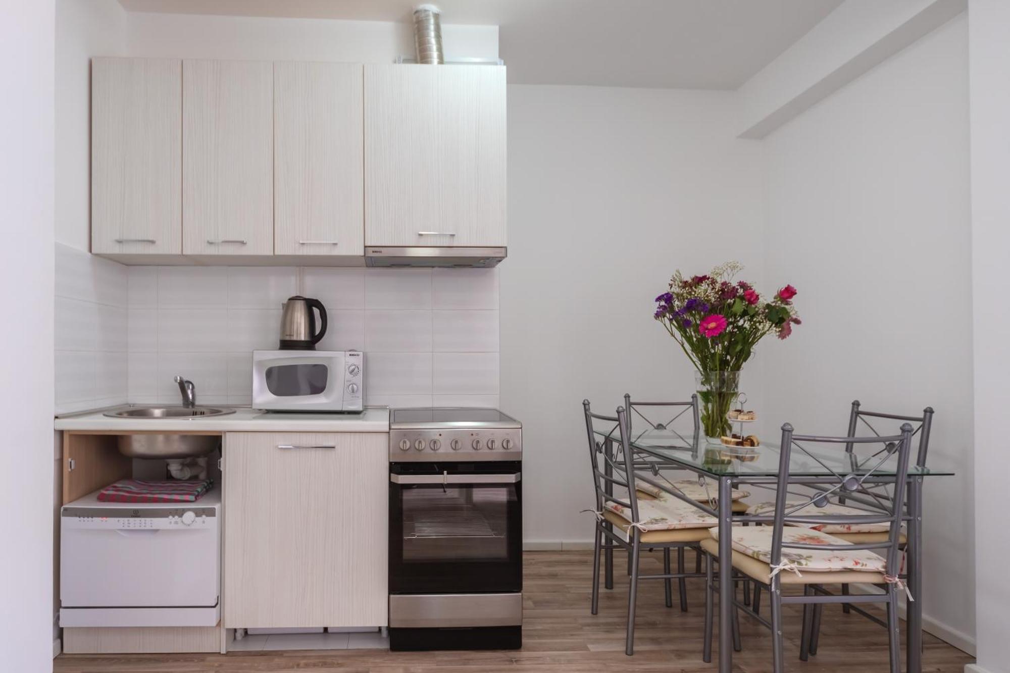 Apartments My Przno Светі-Стефан Номер фото